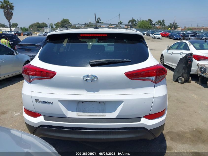2017 HYUNDAI TUCSON SE - KM8J33A4XHU284851