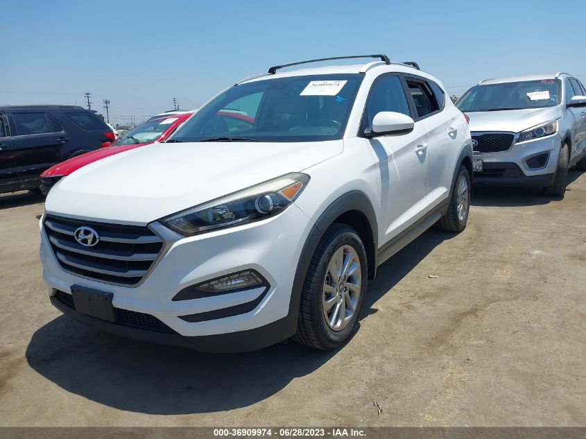 2017 HYUNDAI TUCSON SE - KM8J33A4XHU284851