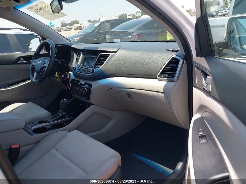 2017 HYUNDAI TUCSON SE - KM8J33A4XHU284851