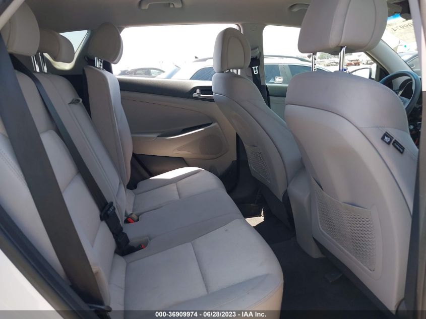2017 HYUNDAI TUCSON SE - KM8J33A4XHU284851