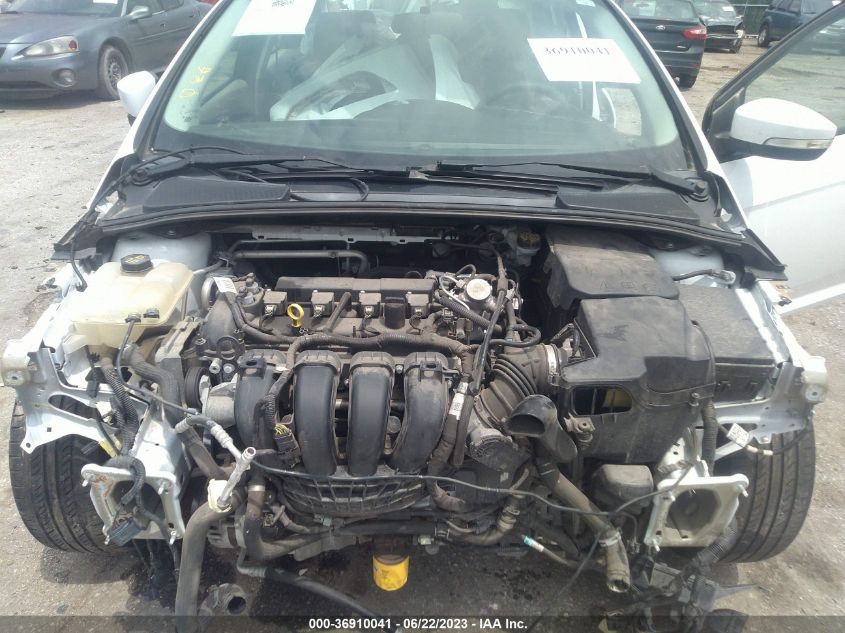2016 FORD FOCUS SE - 1FADP3F2XGL390644