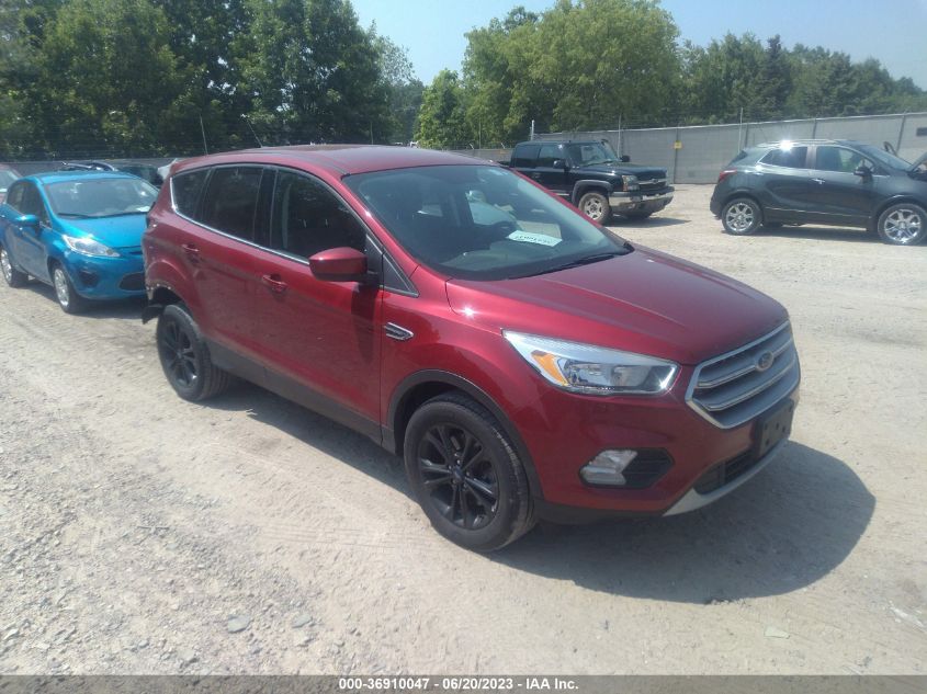 2017 FORD ESCAPE SE - 1FMCU9GD6HUB99750