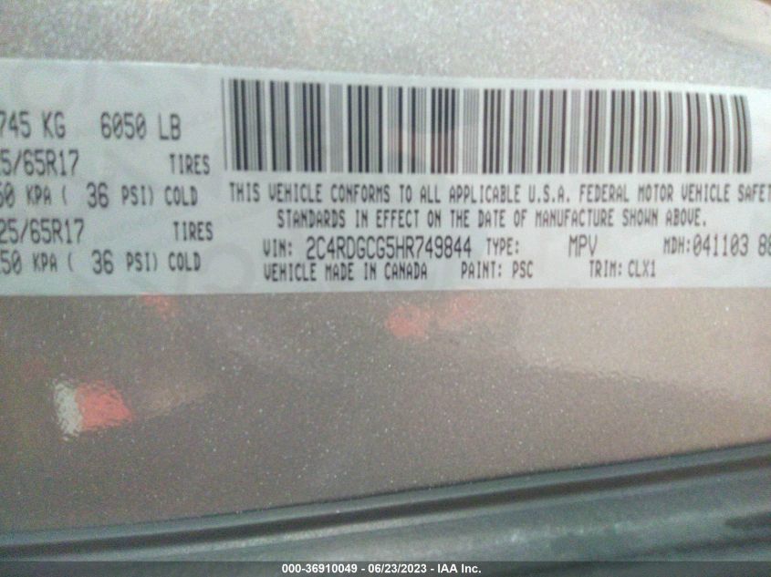 2017 DODGE GRAND CARAVAN SXT - 2C4RDGCG5HR749844