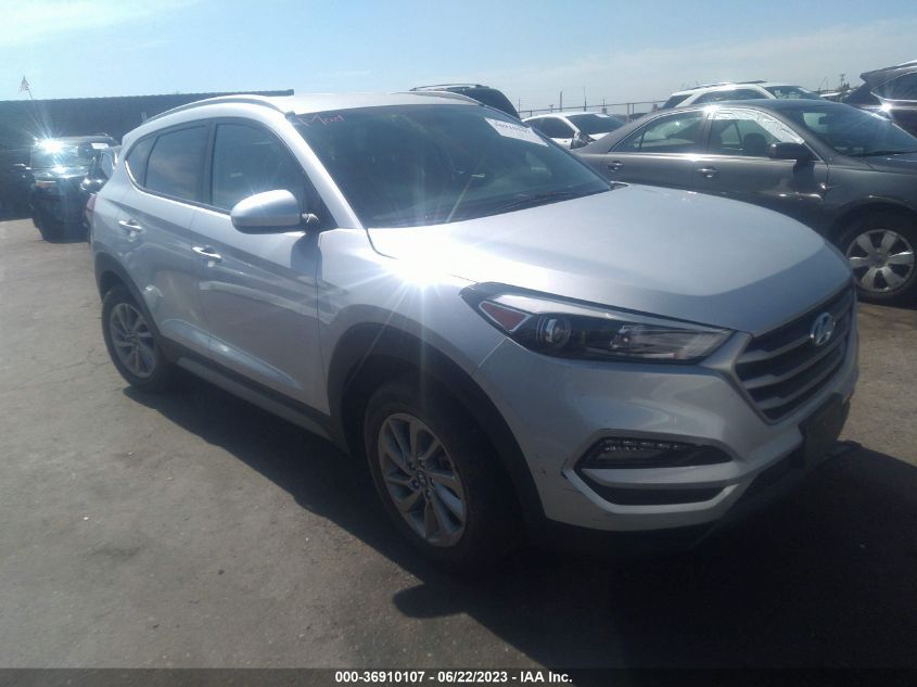 2017 HYUNDAI TUCSON SE - KM8J33A42HU449310