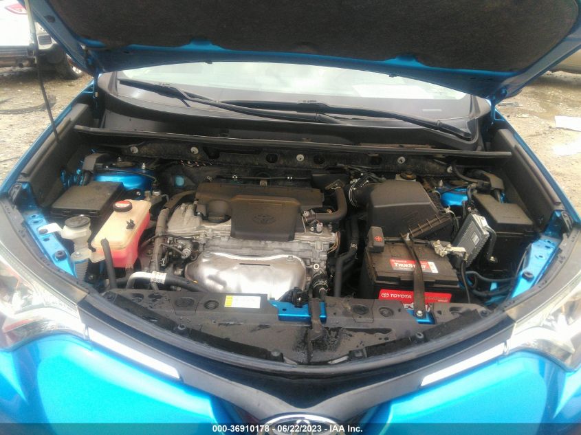2016 TOYOTA RAV4 XLE - JTMWFREV7GJ093105