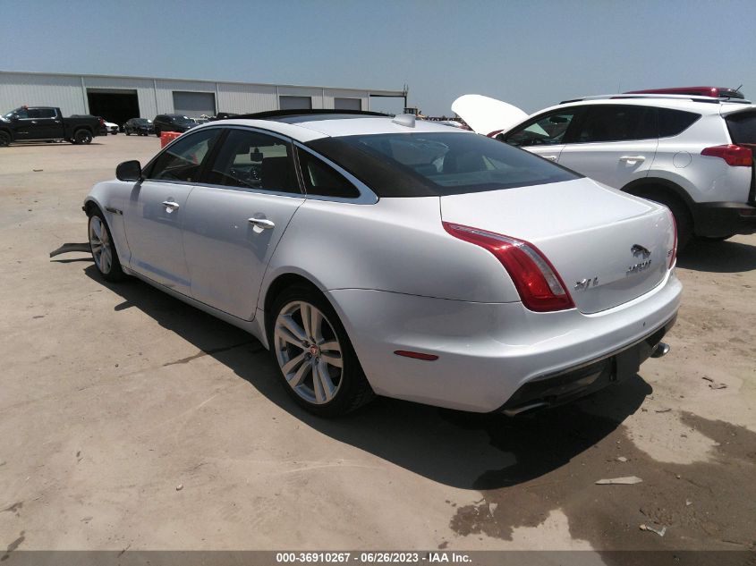 2016 JAGUAR XJ XJL PORTFOLIO - SAJWA2G72G8V92861