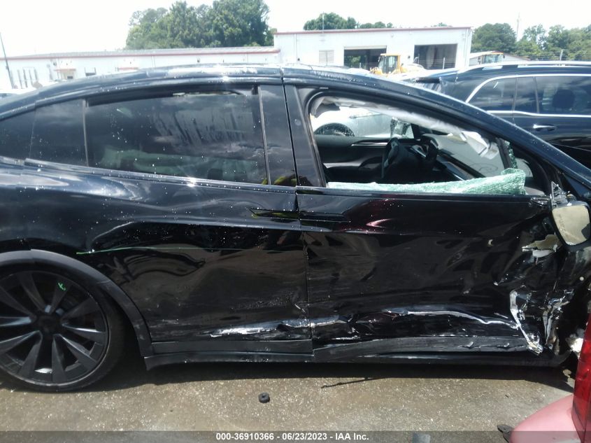 2022 TESLA MODEL X - 7SAXCBE58NF346279