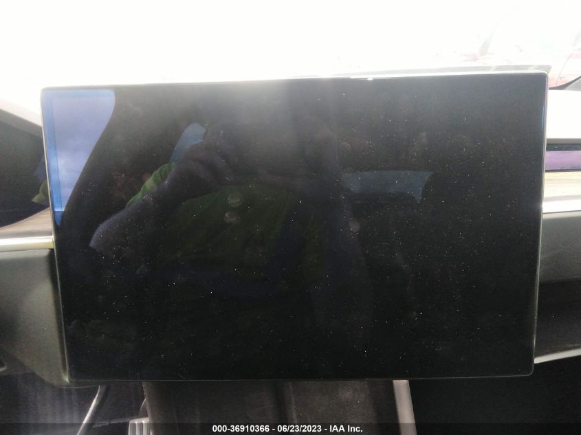 2022 TESLA MODEL X - 7SAXCBE58NF346279