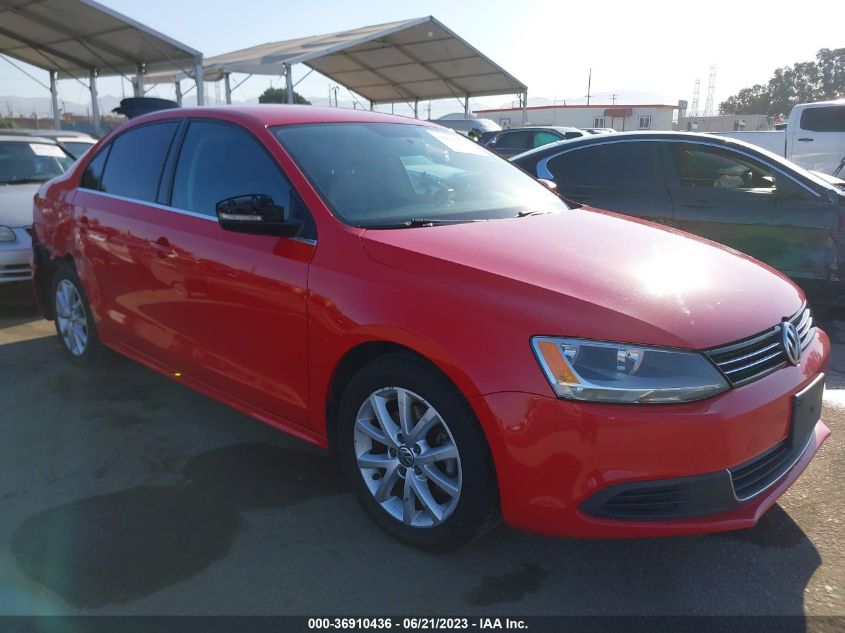 2013 VOLKSWAGEN JETTA SEDAN SE W/CONVENIENCE - 3VWDP7AJ8DM384705