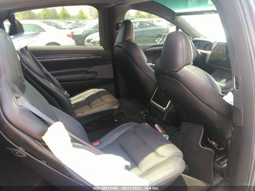 2022 TESLA MODEL X PLAID - 7SAXCBE65NF351691