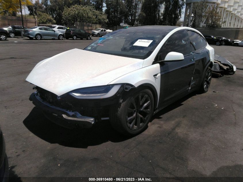 2022 TESLA MODEL X PLAID - 7SAXCBE65NF351691