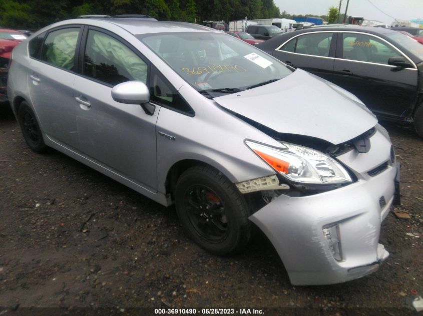 2015 TOYOTA PRIUS FOUR - JTDKN3DU1F0429617