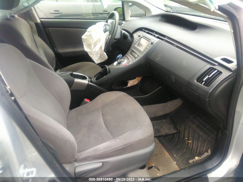 2015 TOYOTA PRIUS FOUR - JTDKN3DU1F0429617
