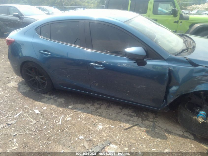 2018 MAZDA MAZDA3 4-DOOR GRAND TOURING 3MZBN1W39JM242640