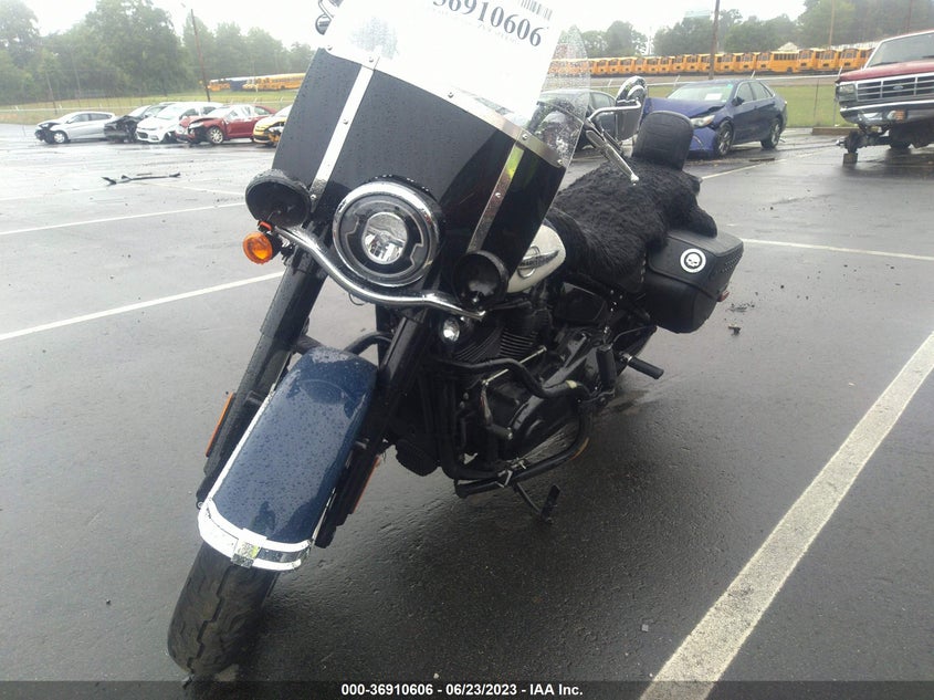 VIN 1HD1YBK21KB072998 2019 HARLEY-DAVIDSON FLHCS