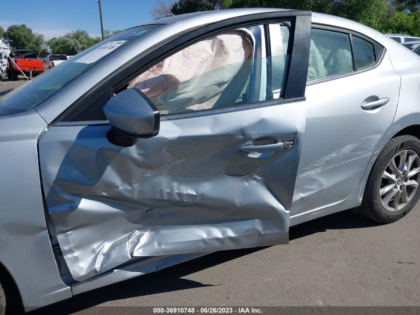 2018 MAZDA MAZDA3 4-DOOR SPORT - 3MZBN1U76JM200397