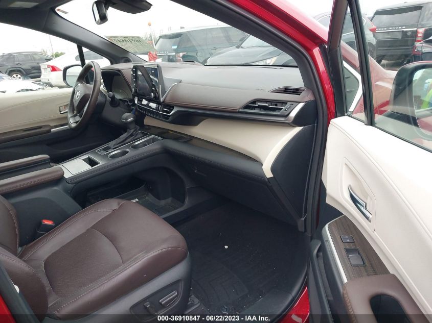 2021 TOYOTA SIENNA LIMITED/PLATINUM - 5TDERKEC9MS018431