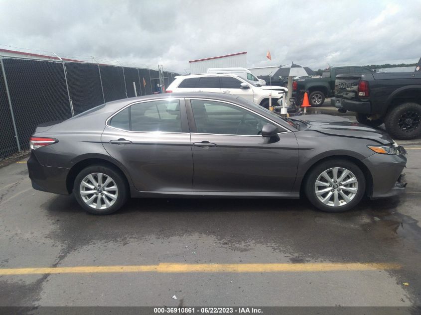 2018 TOYOTA CAMRY LE/SE/XLE/L - 4T1B11HK1JU631427