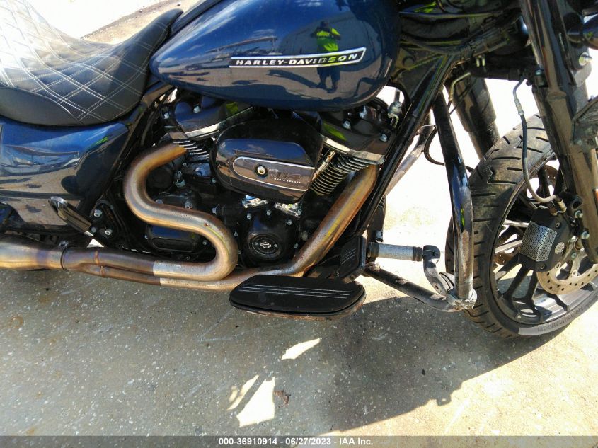 2019 HARLEY-DAVIDSON FLHXS - 1HD1KRP13KB617335