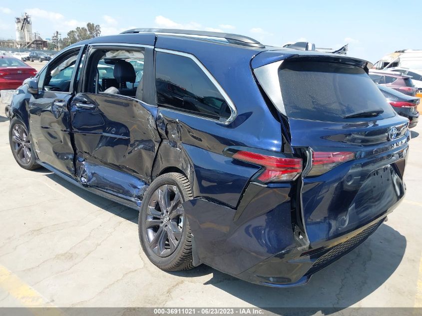 2021 TOYOTA SIENNA XSE - 5TDDRKEC3MS015892
