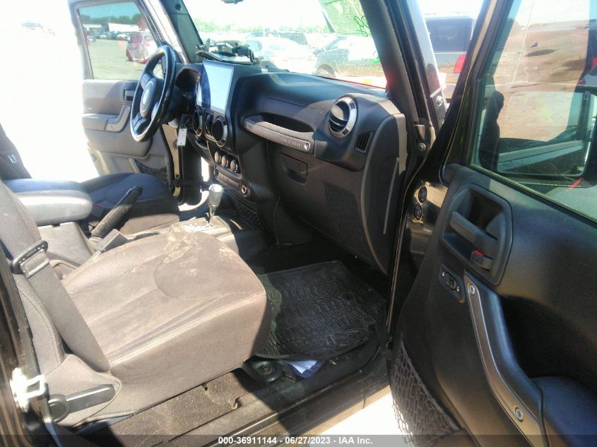 2014 JEEP WRANGLER UNLIMITED SPORT - 1C4BJWDG1EL282901