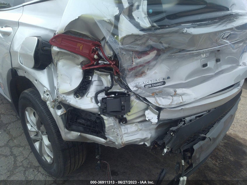 VIN 5NMS2CAD4KH056418 2019 HYUNDAI SANTA FE SE