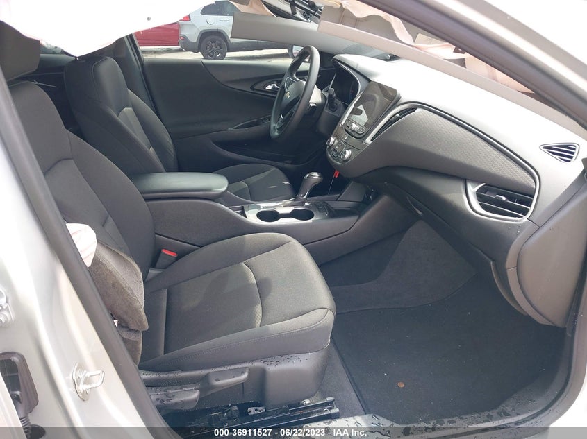VIN 1G1ZB5ST8KF228066 2019 CHEVROLET MALIBU LS