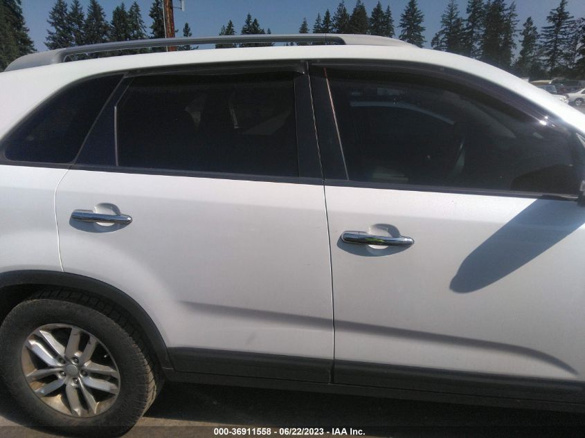 2015 KIA SORENTO LX - 5XYKT3A61FG587025