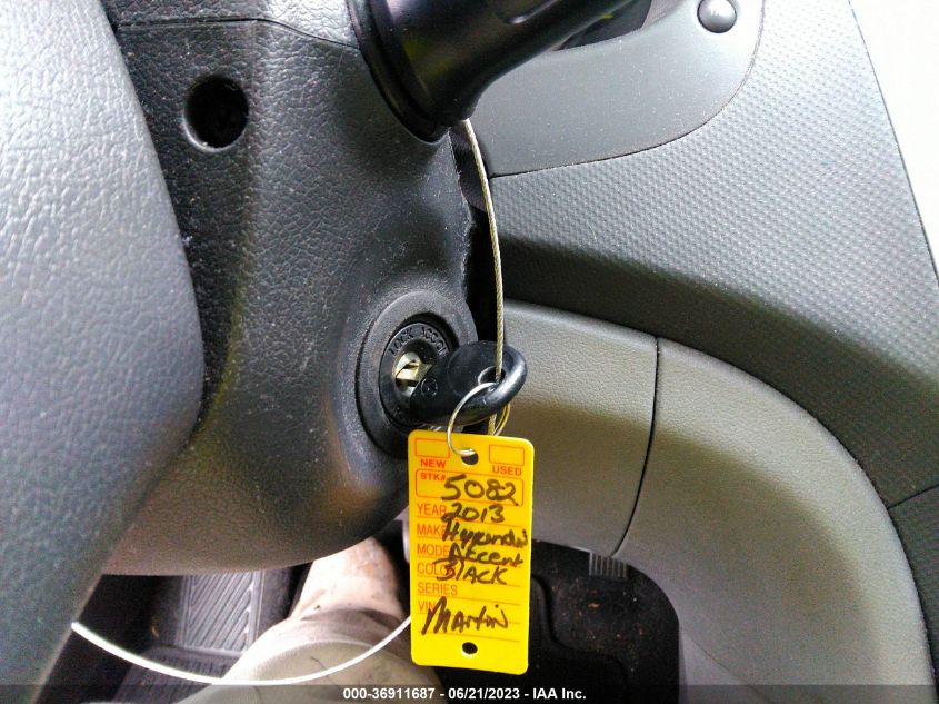 2013 HYUNDAI ACCENT GS - KMHCT5AE2DU103801