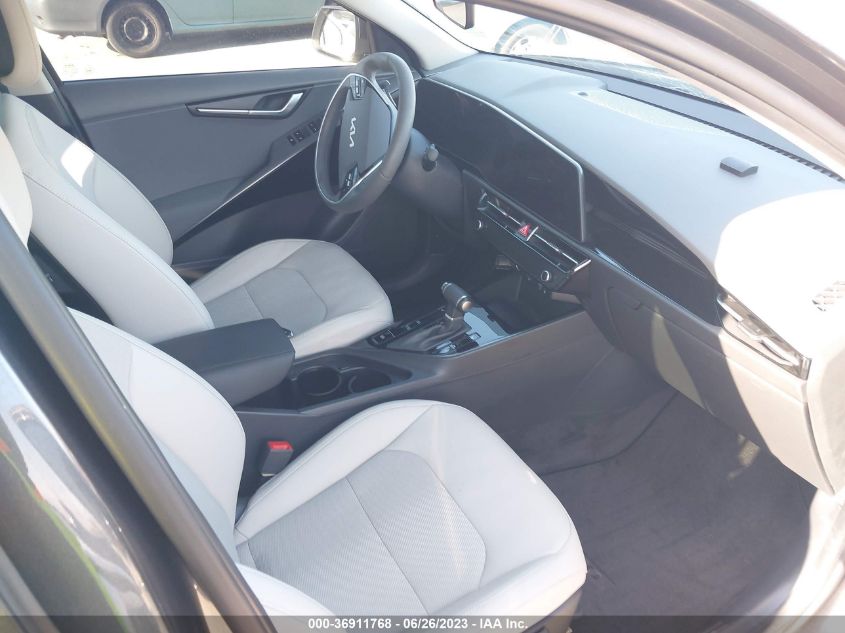 2023 KIA NIRO EX - KNDCR3LE7P5058311