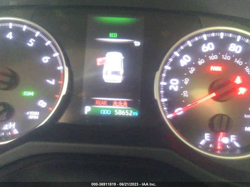 VIN 2T3W1RFV1MW117389 2021 TOYOTA RAV4 XLE