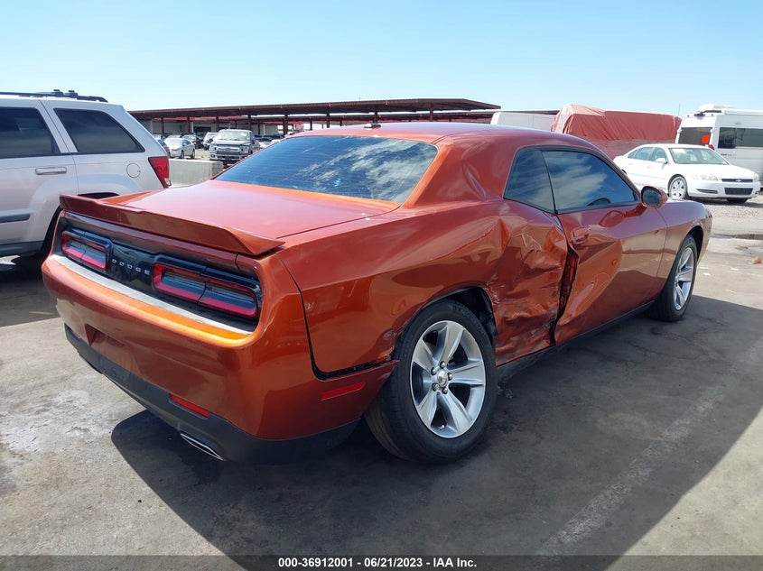 VIN 2C3CDZAG4NH211792 2022 DODGE CHALLENGER SXT