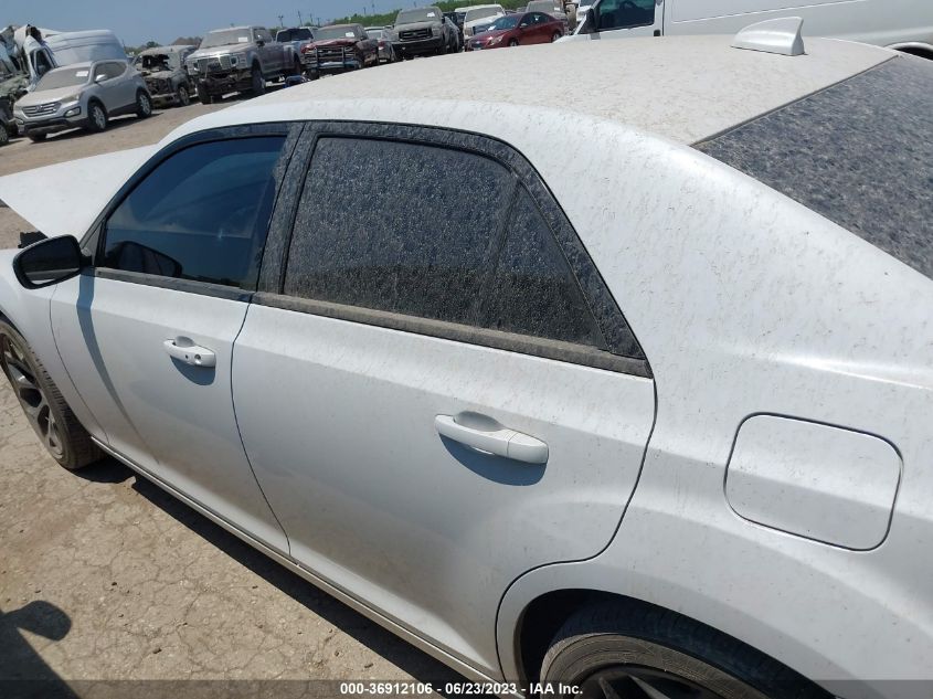 2015 CHRYSLER 300 S - 2C3CCABG5FH815680