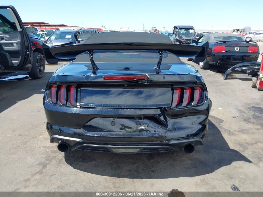 VIN 1FATP8UH8J5156840 2018 FORD MUSTANG no.16