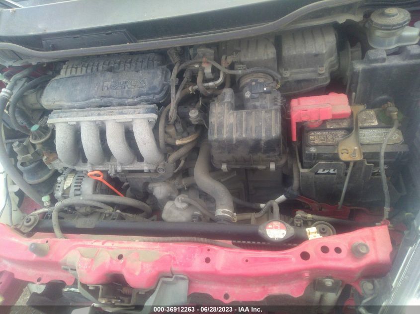 2013 HONDA FIT SPORT - JHMGE8G56DC037802