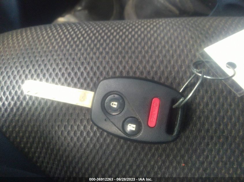 2013 HONDA FIT SPORT - JHMGE8G56DC037802