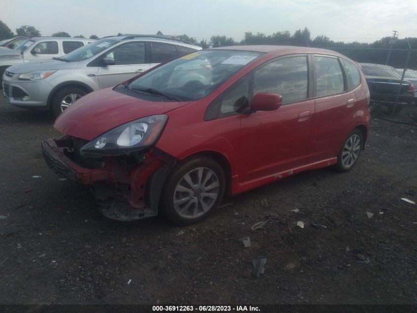 2013 HONDA FIT SPORT - JHMGE8G56DC037802