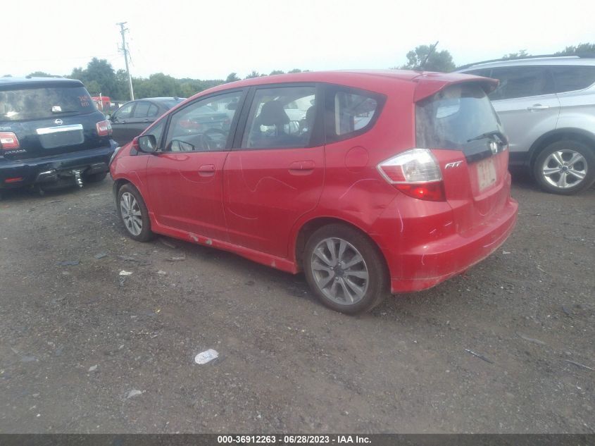 2013 HONDA FIT SPORT - JHMGE8G56DC037802