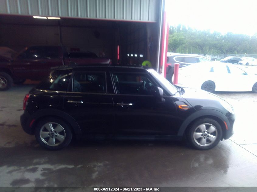 2016 MINI COOPER HARDTOP 4 DOOR - WMWXU1C5XG2D11319