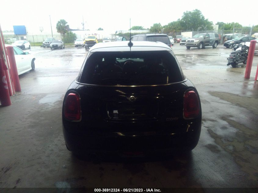 2016 MINI COOPER HARDTOP 4 DOOR - WMWXU1C5XG2D11319