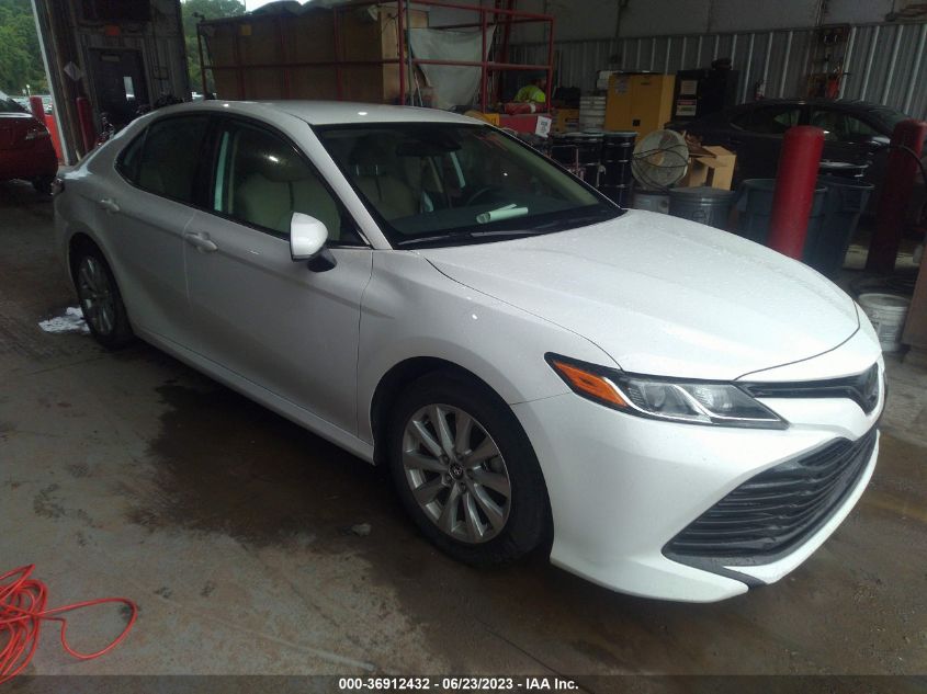 2020 TOYOTA CAMRY LE - 4T1C11AKXLU877748