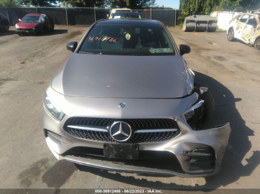 2019 MERCEDES-BENZ A 220 4MATIC WDD3G4FBXKW014521