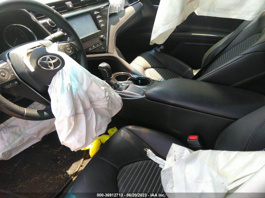 2018 TOYOTA CAMRY LE/SE/XLE/L - 4T1B11HK7JU594982