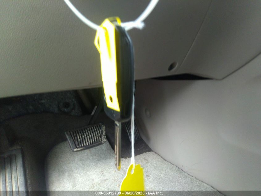2015 KIA SEDONA LX - KNDMB5C11F6017781