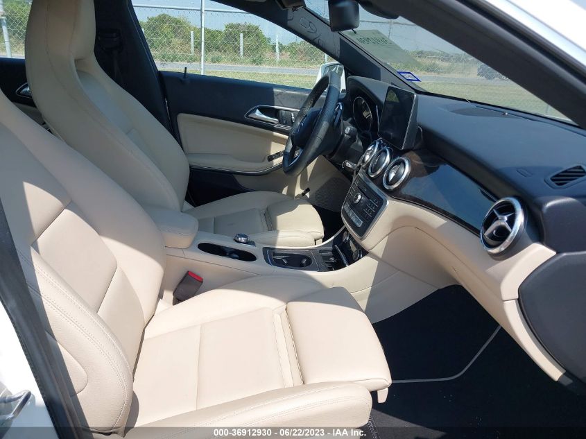 2019 MERCEDES-BENZ CLA 250 - WDDSJ4EB7KN775611