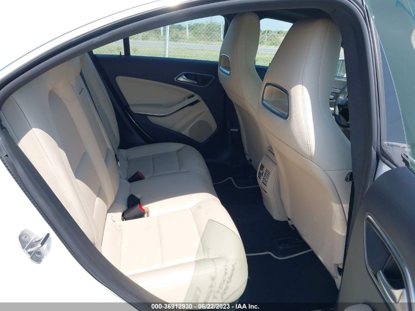 2019 MERCEDES-BENZ CLA 250 - WDDSJ4EB7KN775611