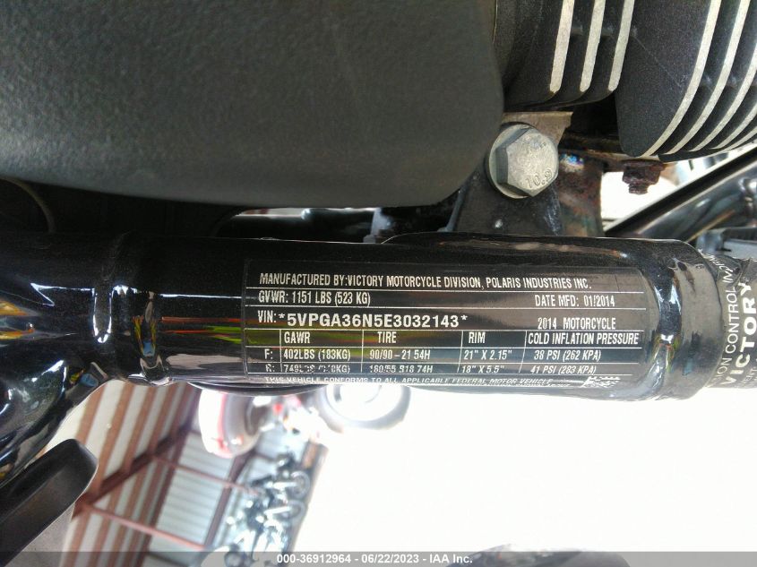 2014 VICTORY MOTORCYCLES VEGAS 8-BALL - 5VPGA36N5E3032143
