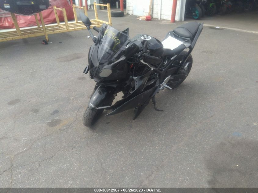 2023 YAMAHA YZFR3 A MH3RH18Y9PK009828