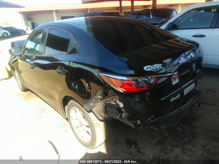 VIN 3MYDLBYV2HY168598 2017 TOYOTA YARIS IA
