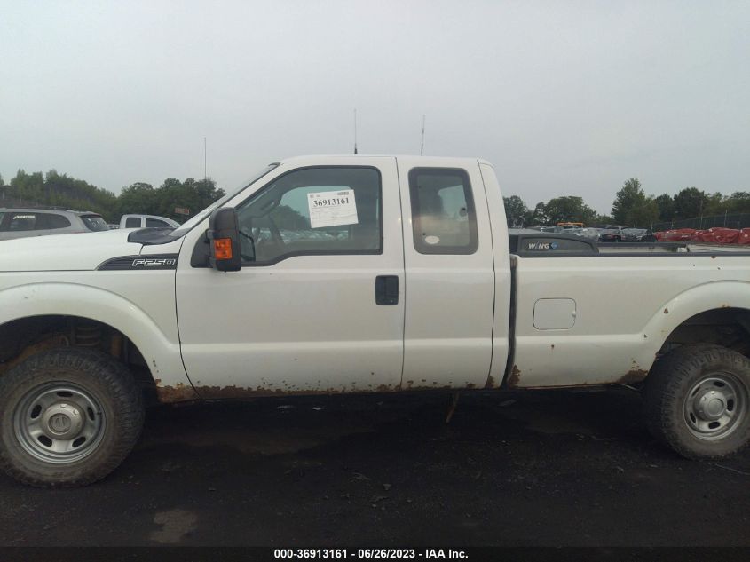 2015 FORD SUPER DUTY F-250 SRW XLT/LARIAT/XL - 1FT7X2B62FE856298